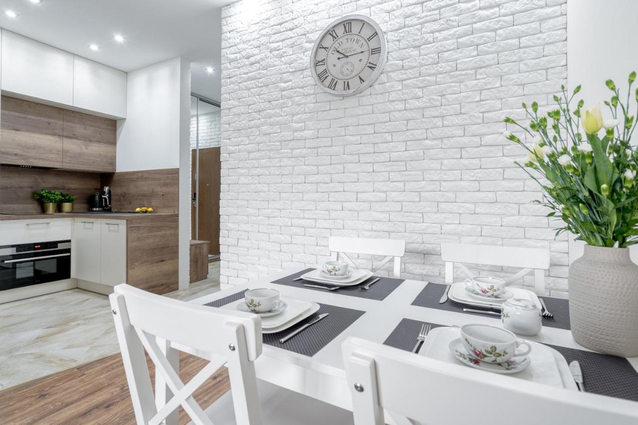 Apartament G11 Z Miejscem Parkingowym Stary Toruń Kültér fotó